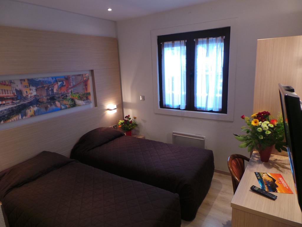 Albhotel Grill Alby-sur-Cheran Rum bild